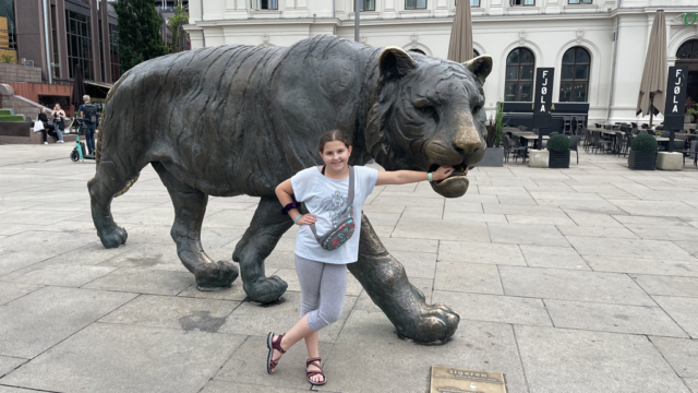 Tiger aus Bronce vor dem Hotel Tiger aus Bronce