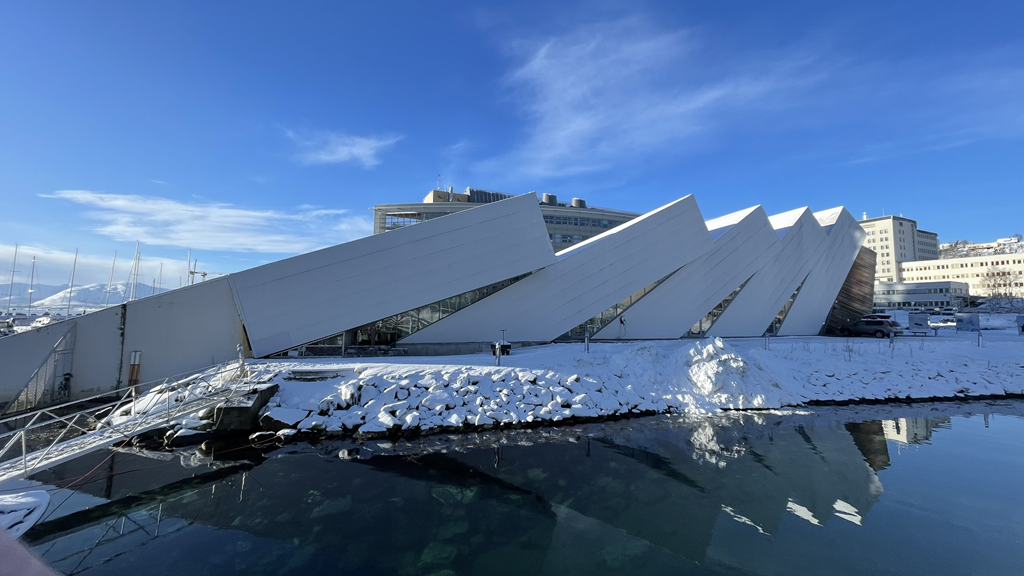 Das Polarmuseum. Ich hab's nicht angeschubst Polarmuseum